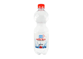 Mineral water classic carbonated 0,5 liter