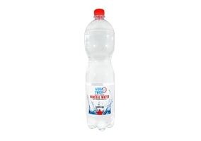 Mineral water classic carbonated 1,5 liter